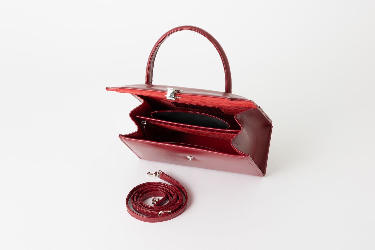 トラヴィアータ TrafficRed Silver Logo | Traviata トラフィックレッド シルバーロゴ